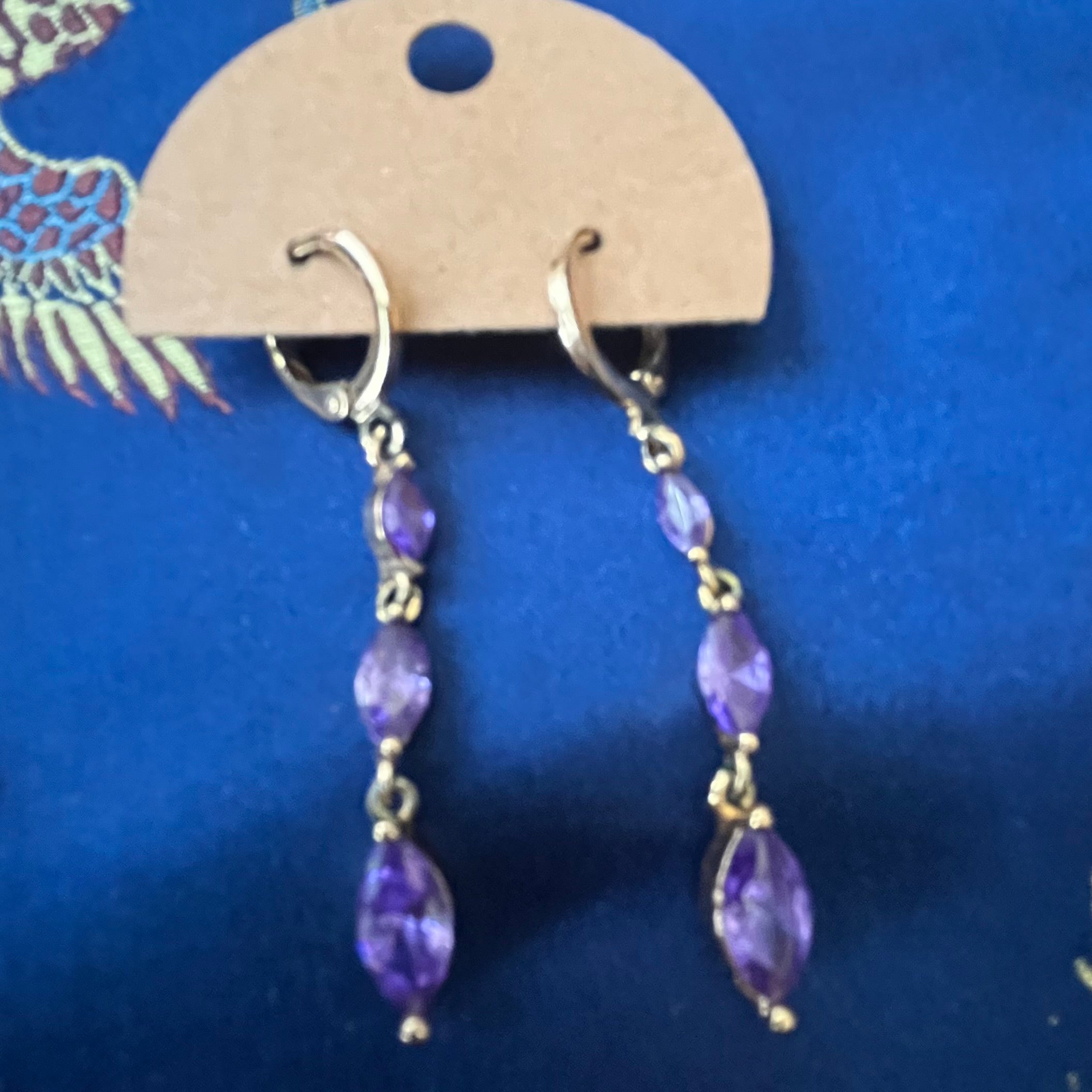 Lovely Lever-backs #045
