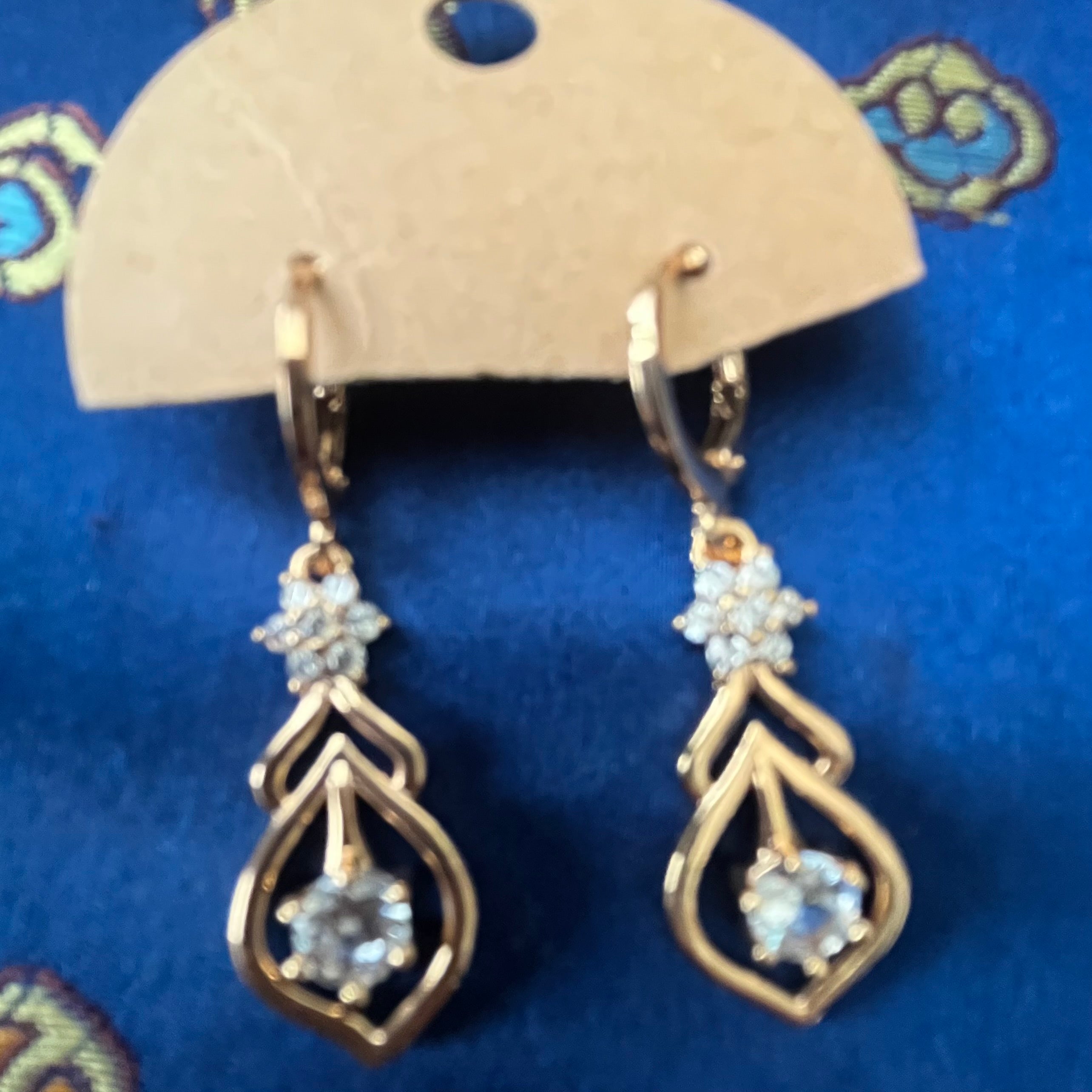 Lovely Lever-backs #109