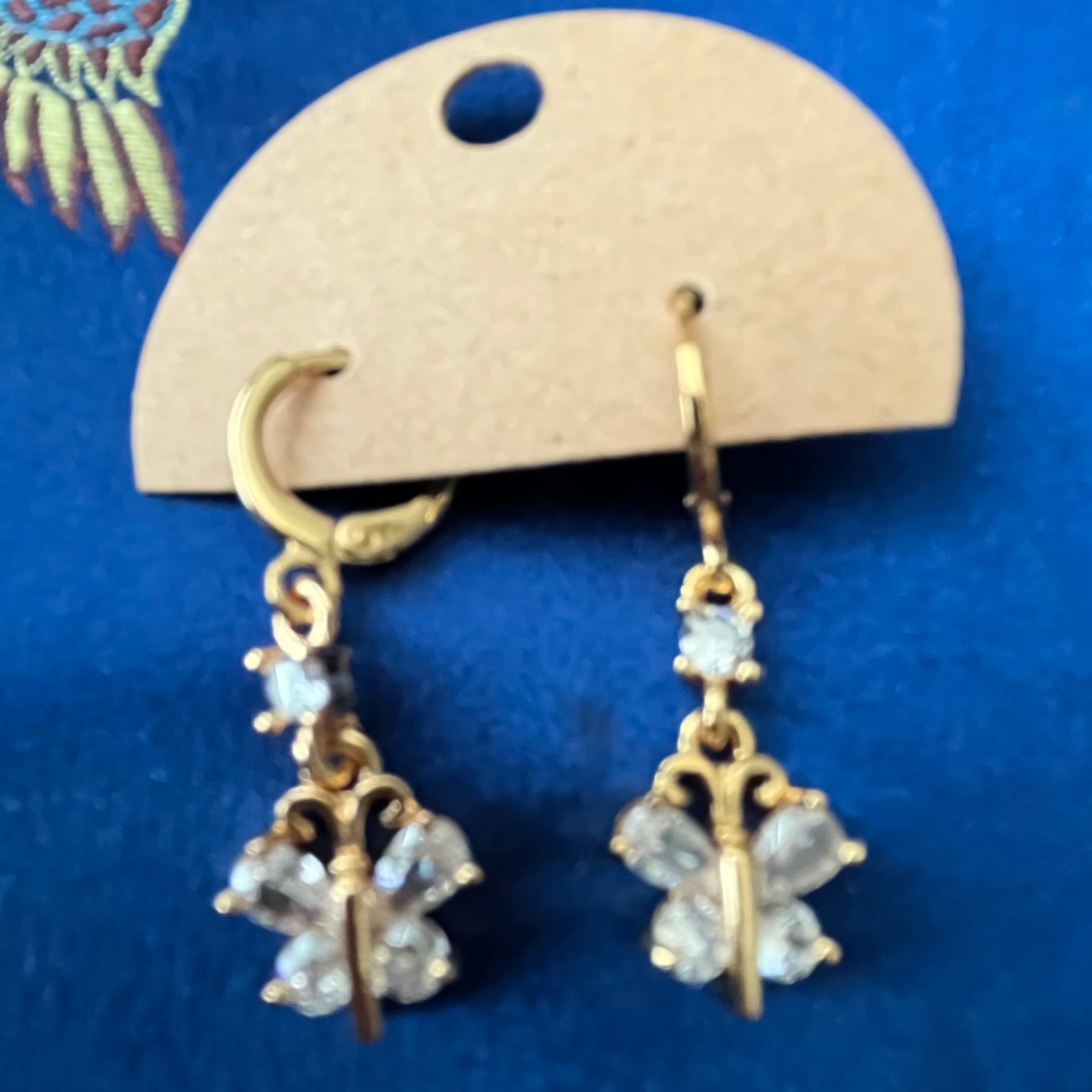 Lovely Lever-backs #119