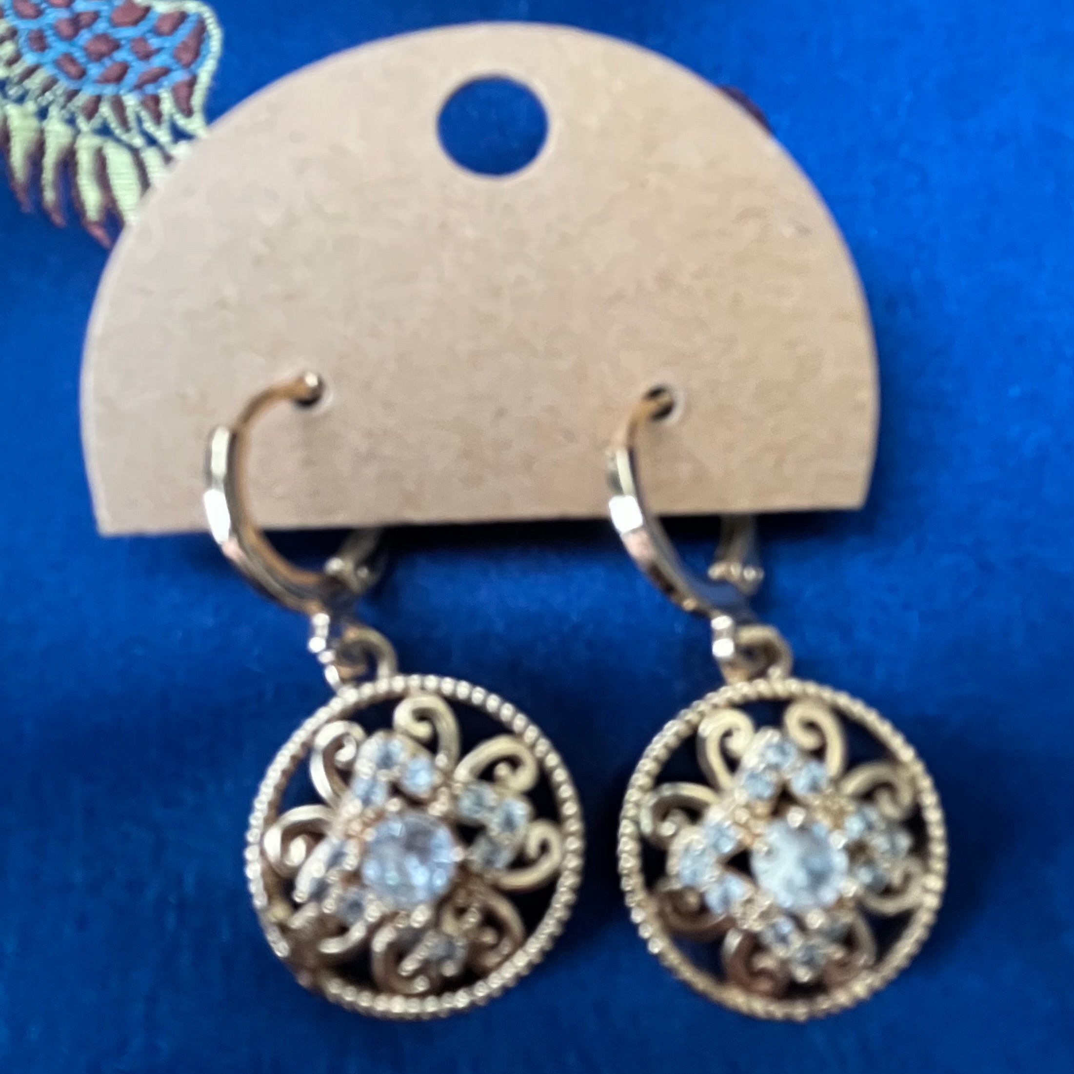 Lovely Lever-backs #123