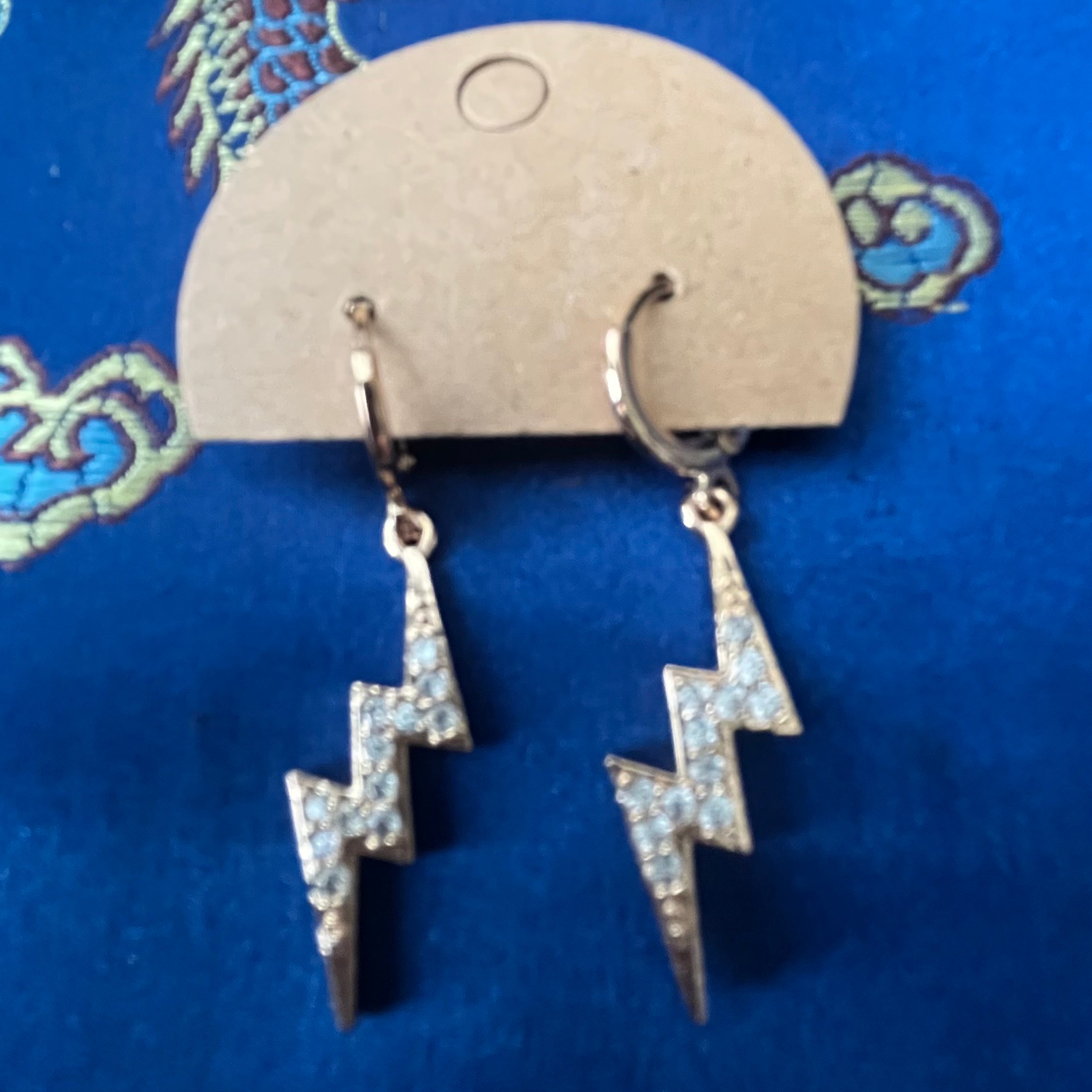 Lovely Lever-backs #126