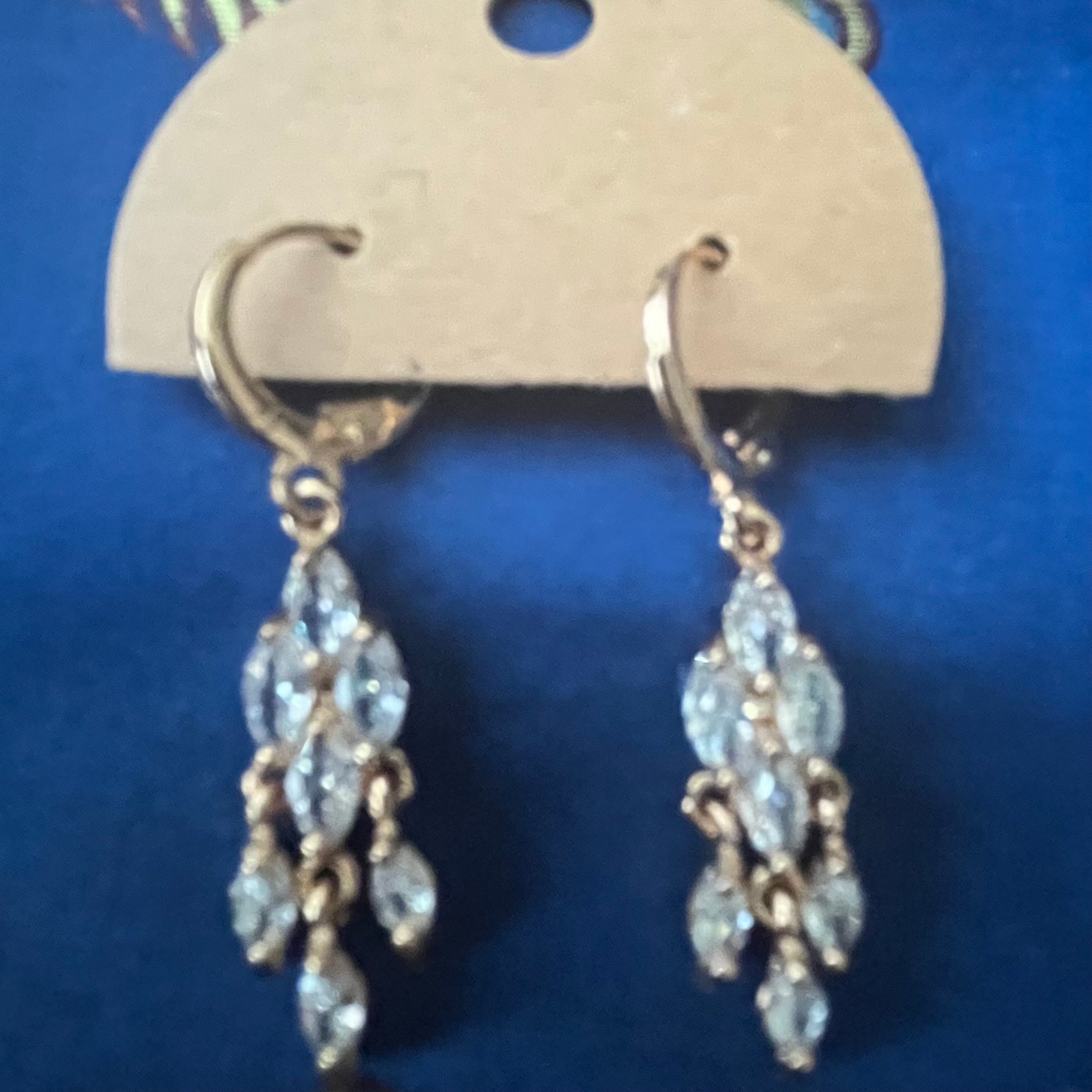 Lovely Lever-backs #142