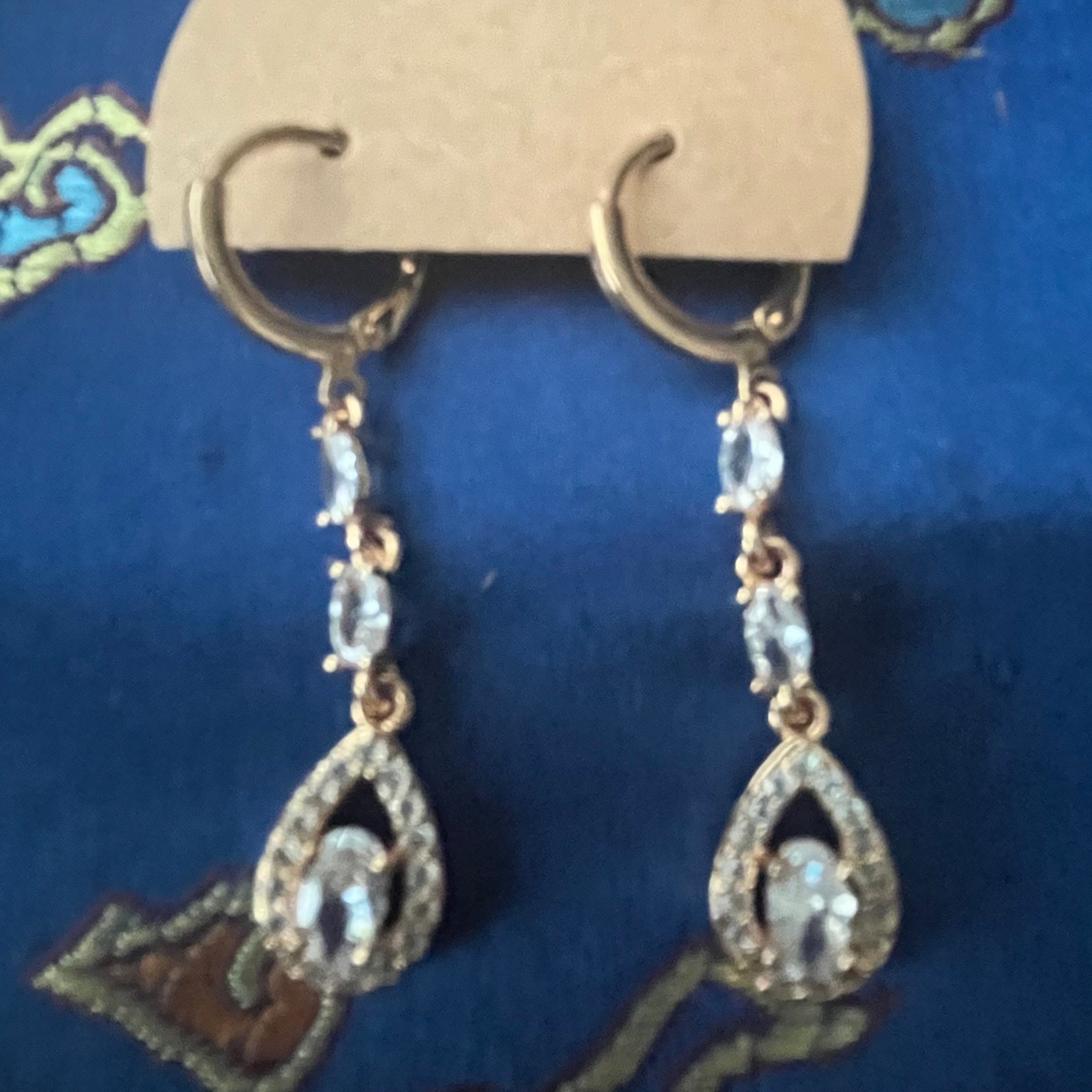 Lovely Lever-backs #162