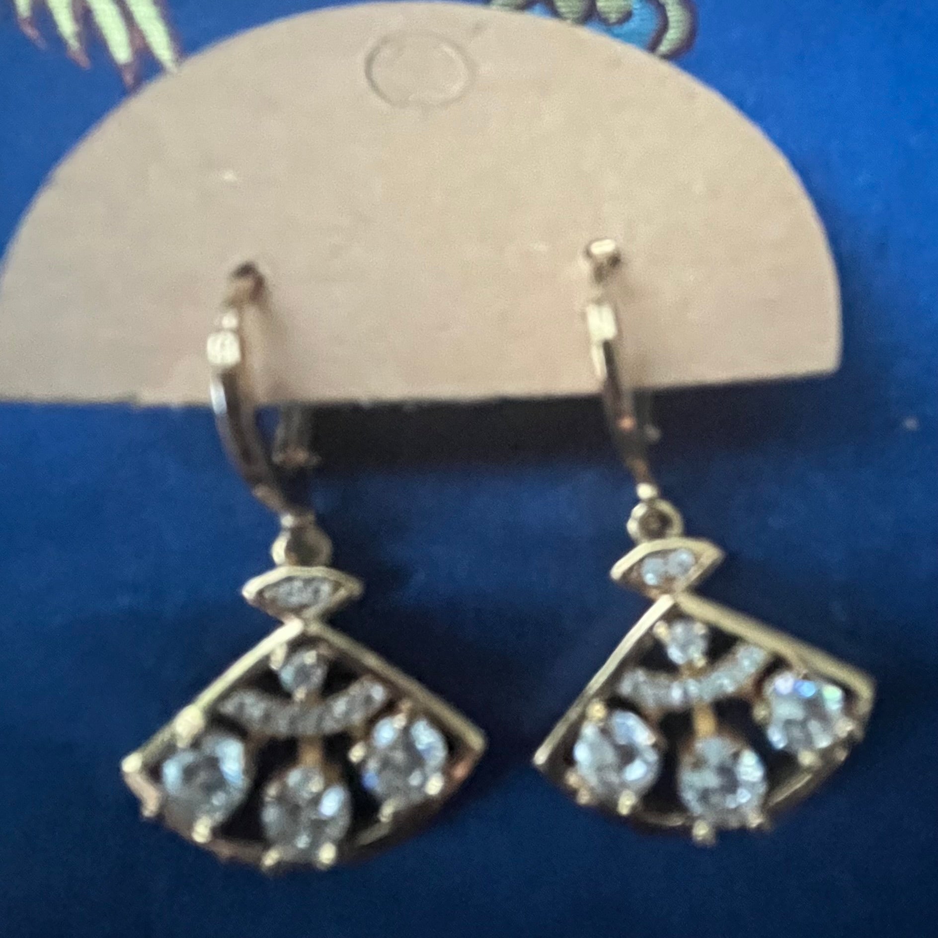Lovely Lever-backs #173
