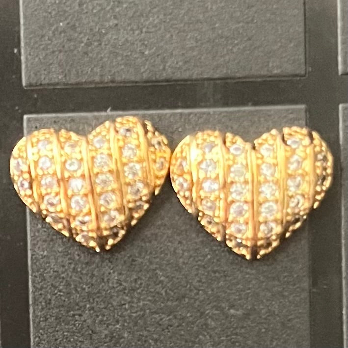 Stylish Studs #220