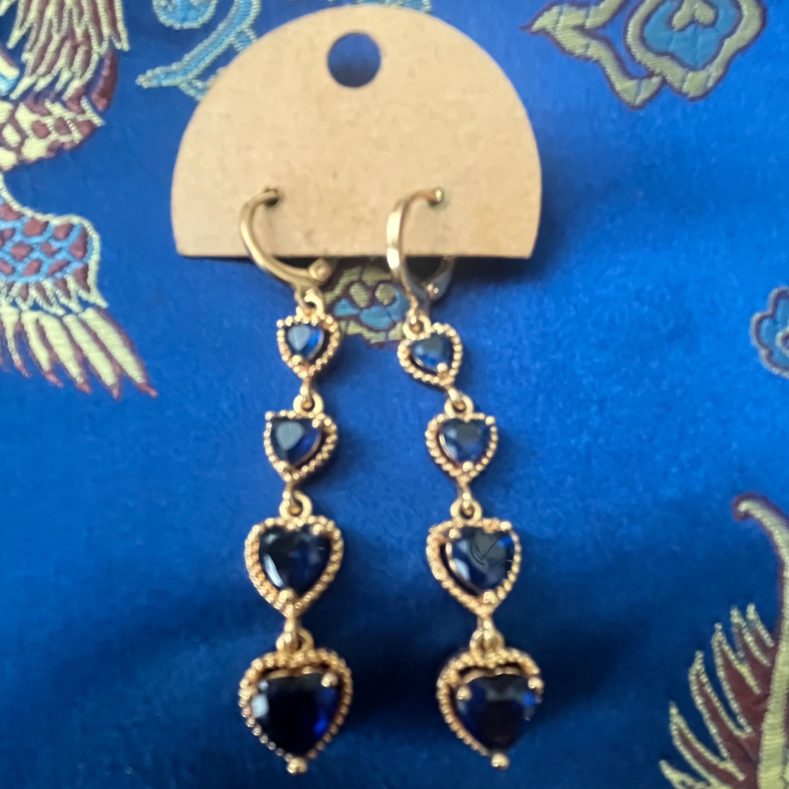 Lovely Lever-backs #026