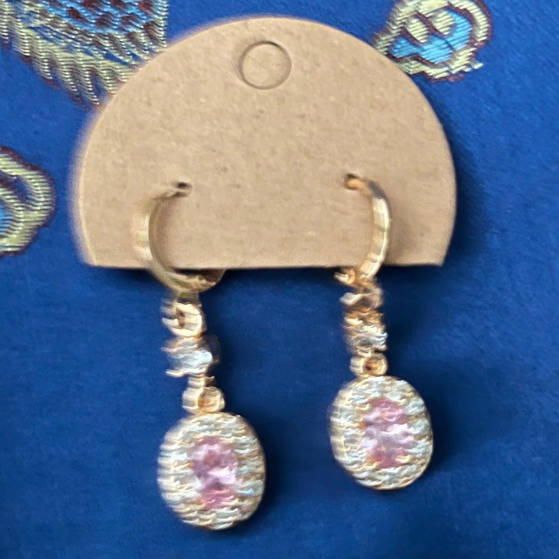 Lovely Lever-backs #013