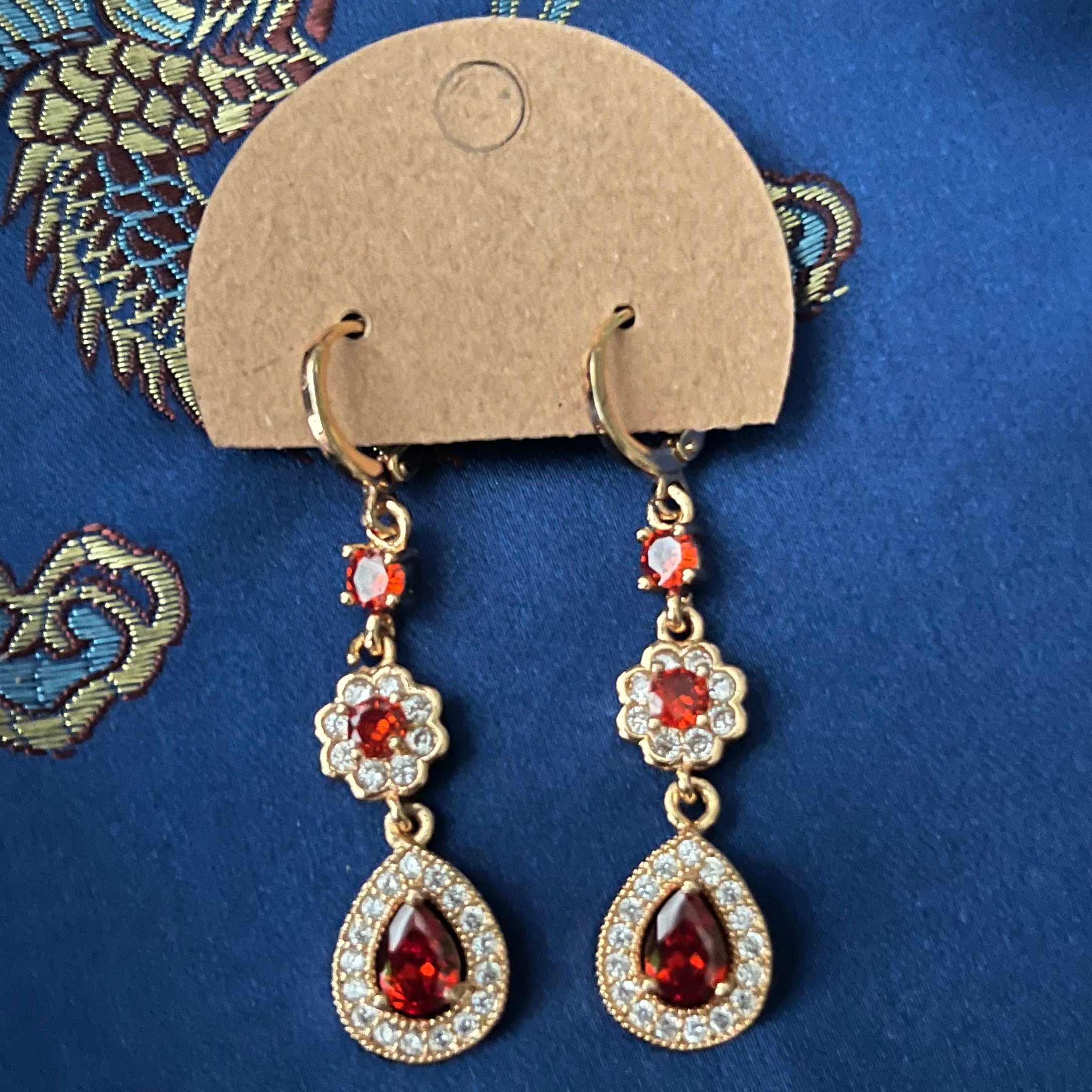 Lovely Lever-backs #009
