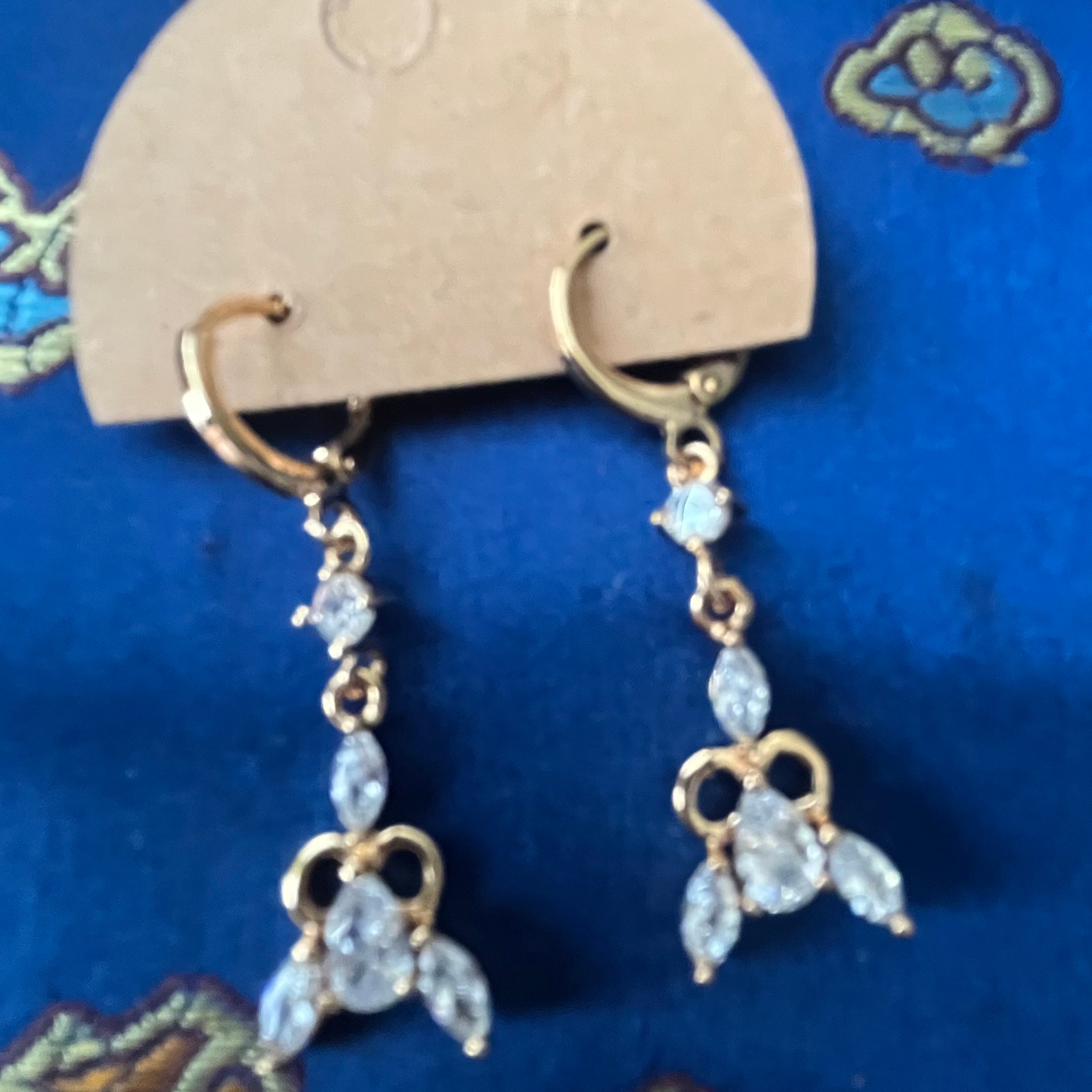 Lovely Lever-backs #101
